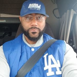 Meet your Posher, Ray